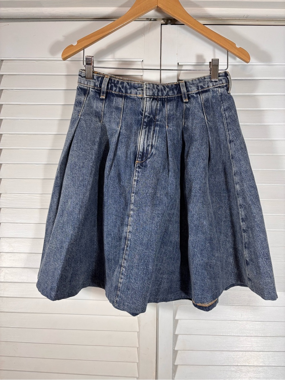 ZARA Pleated Denim Skater Mini Skirt Acid Wash Blue XS Y2K Cotton